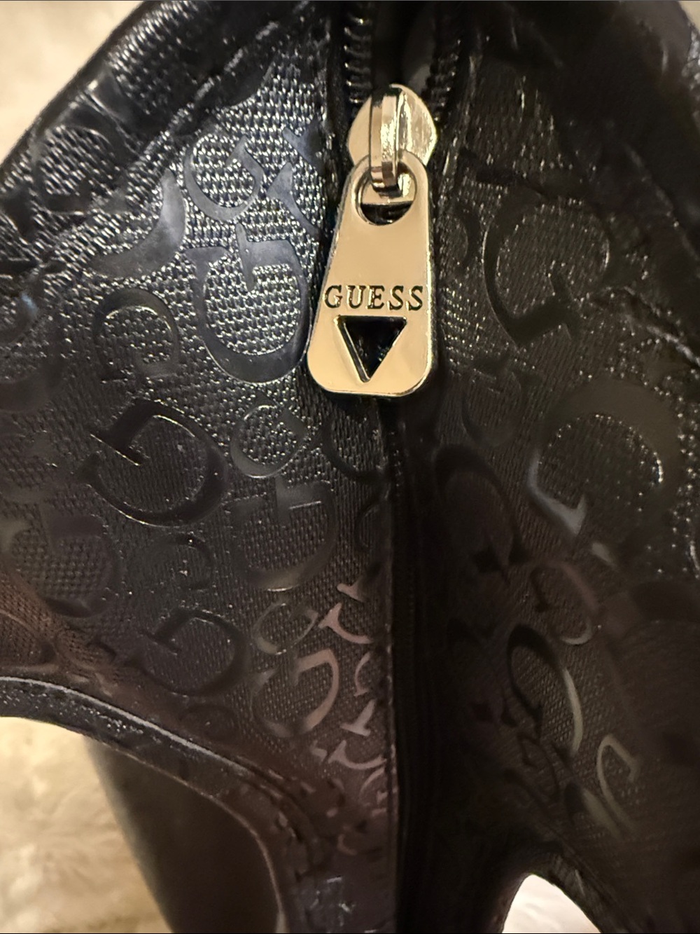 GUESS Black Monogram Insulated Lunch Tote Lunch Bag NWOT - Picture 4 of 5